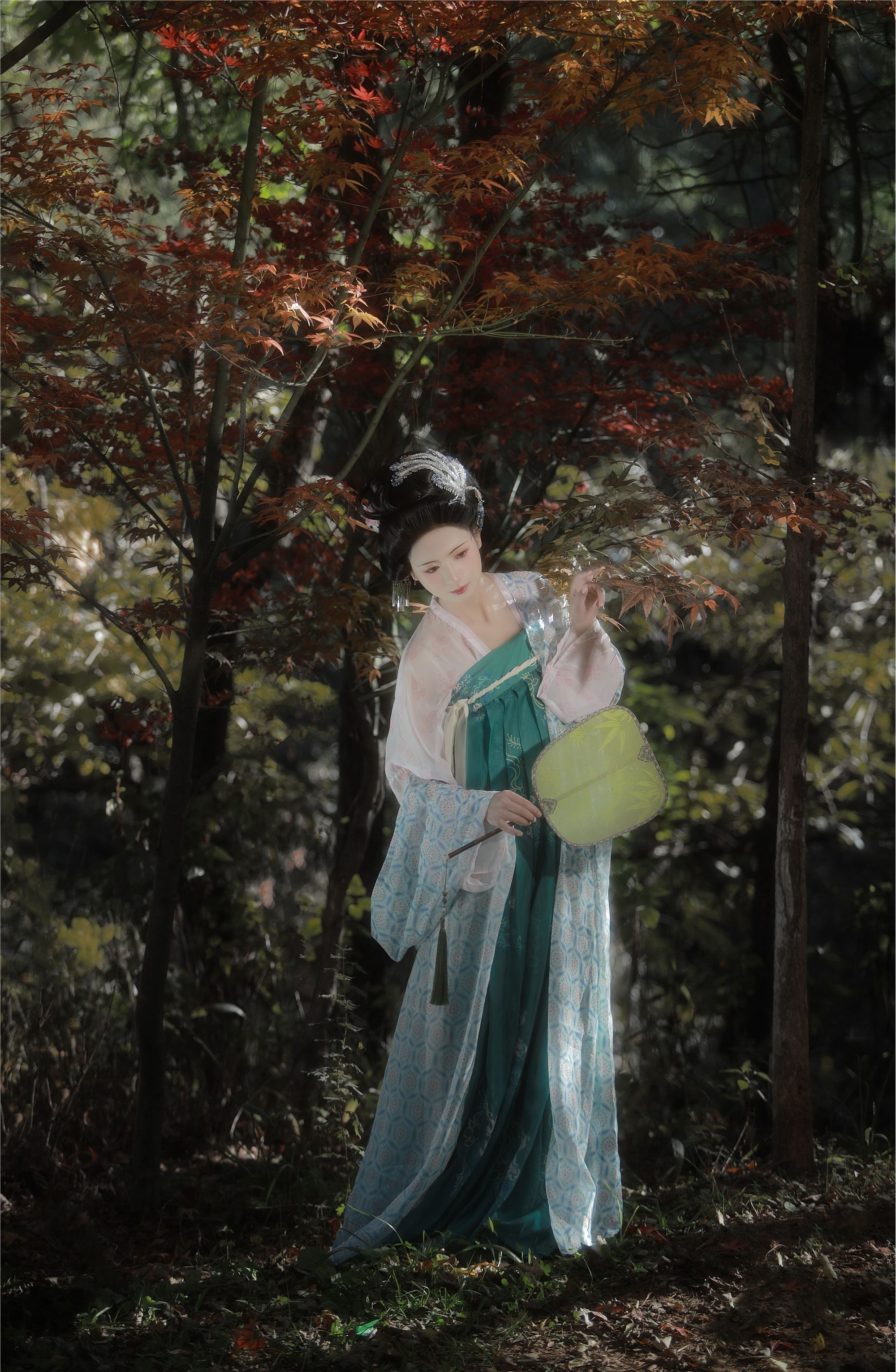 YITUYU艺图语 2025.01.25 橙黄橘绿时 瑜瑾